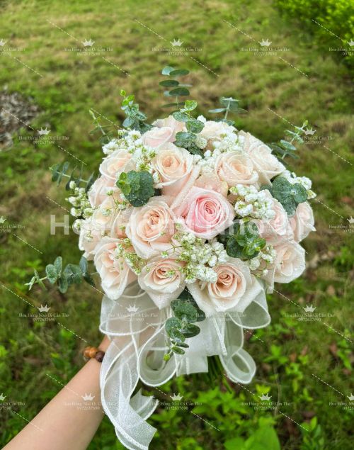 Khoảnh Khắc Yêu Thương